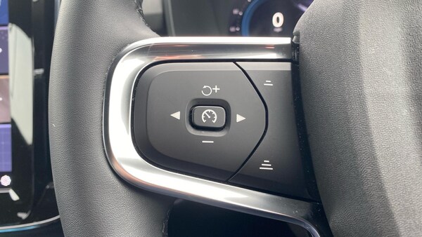 Used Volvo XC40 2022 for sale - 76295073: Photo 21