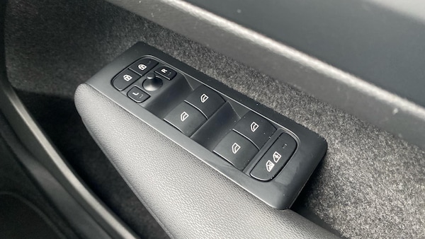 Used Volvo XC40 2022 for sale - 76295073: Photo 24