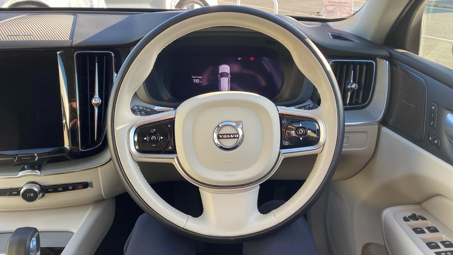 Used Volvo XC60 2023 for sale - 76613100: Photo 11