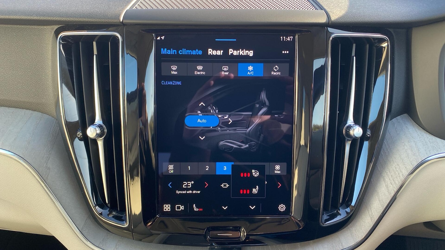 Used Volvo XC60 2023 for sale - 76613100: Photo 19