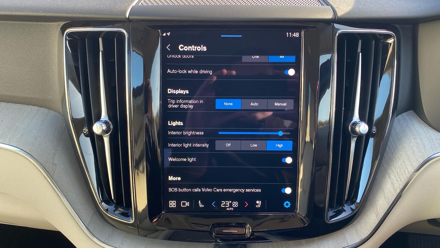 Used Volvo XC60 2023 for sale - 76613100: Photo 31