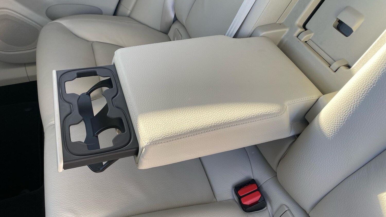 Used Volvo XC60 2023 for sale - 76613100: Photo 33