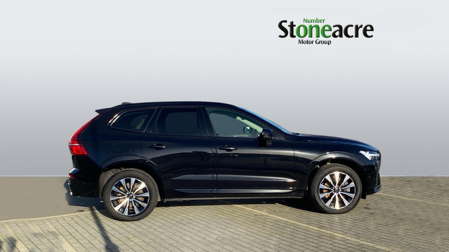 Used Volvo XC60 2023 for sale - 76613100: Photo 4