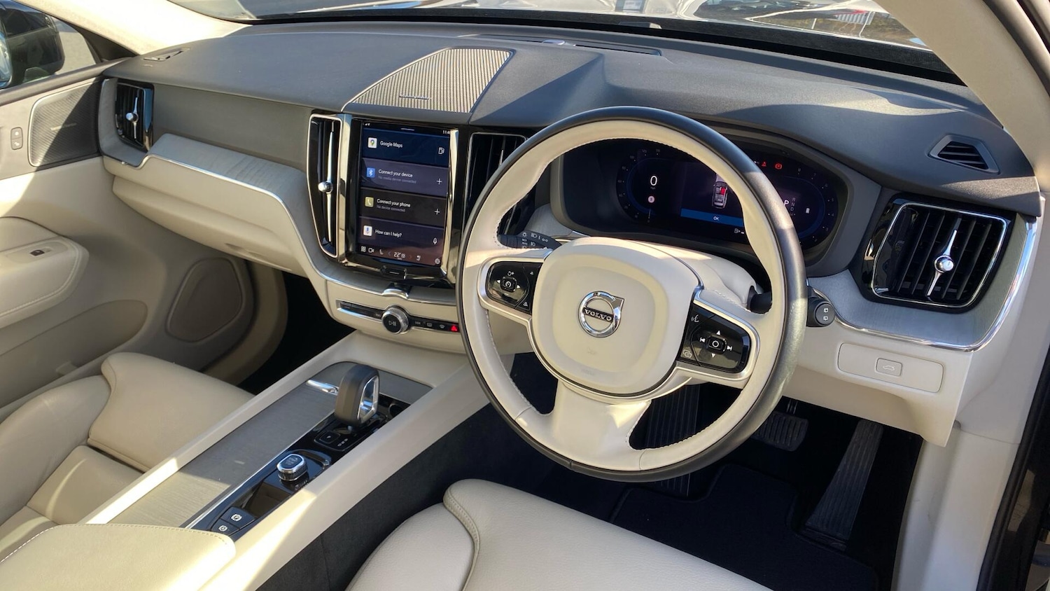 Used Volvo XC60 2023 for sale - 76613100: Photo 5