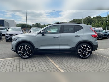 Used Volvo XC40 2026 for sale - 79224994: Photo