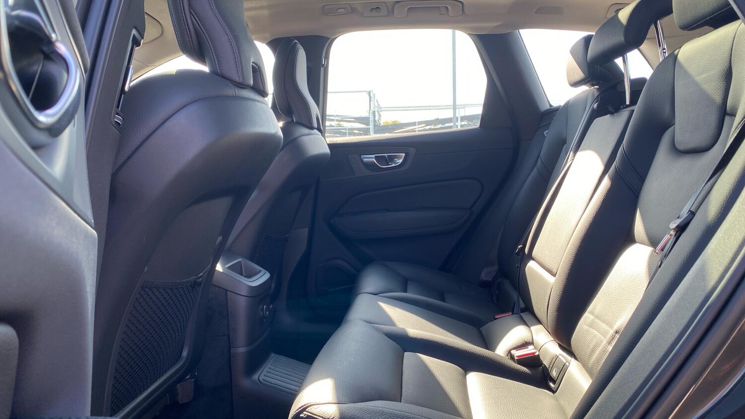 Used Volvo XC60 2022 for sale - 76099505: Photo 32