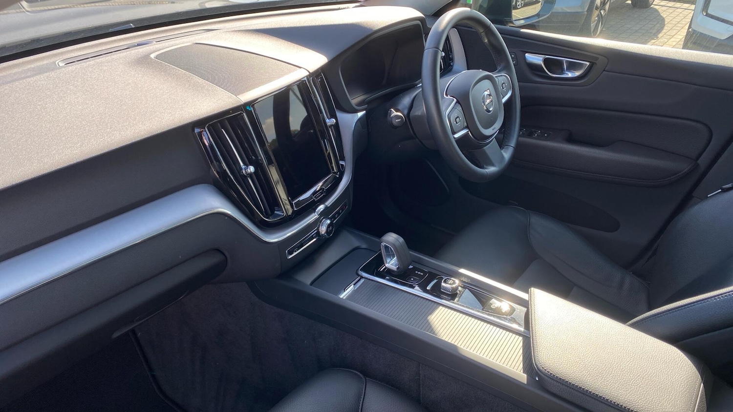 Used Volvo XC60 2022 for sale - 76099505: Photo 38
