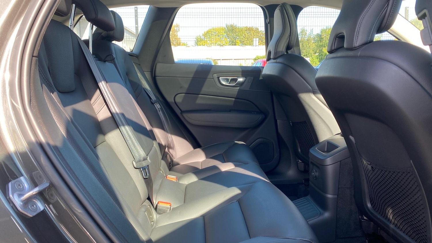Used Volvo XC60 2022 for sale - 76099505: Photo 7
