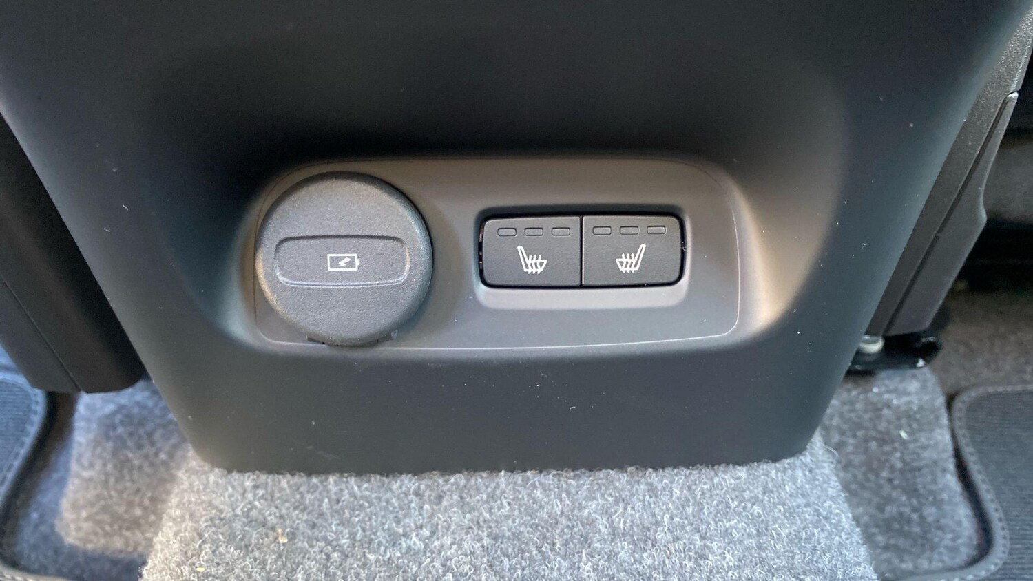 Used Volvo XC40 for sale - 77752944: Photo 23