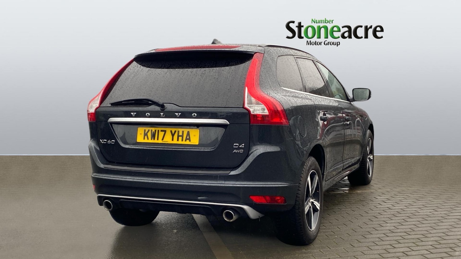 Used Volvo XC60 2017 for sale - 76856010: Photo 2