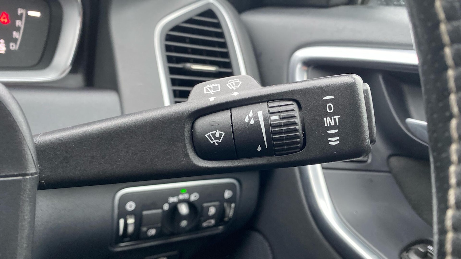 Used Volvo XC60 2017 for sale - 76856010: Photo 22