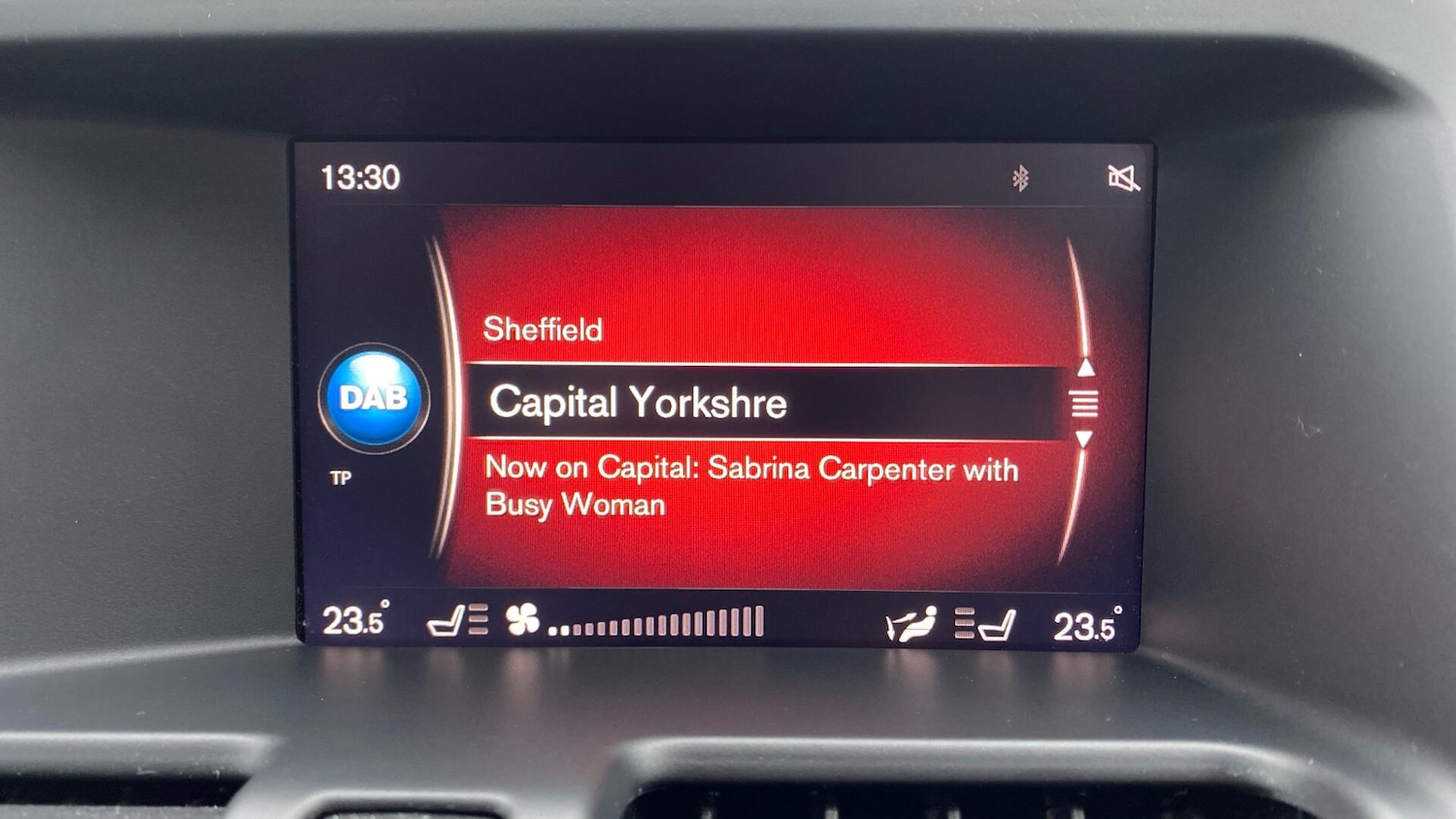 Used Volvo XC60 2017 for sale - 76856010: Photo 32