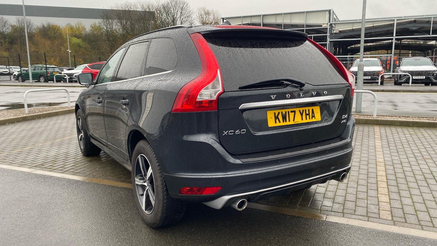 Used Volvo XC60 2017 for sale - 76856010: Photo 35