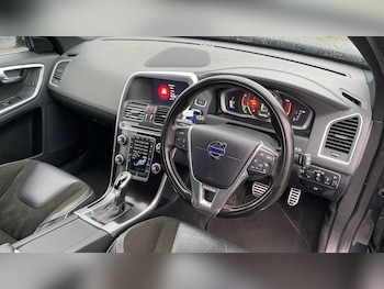 Used Volvo XC60 2017 for sale - 76856010: Photo