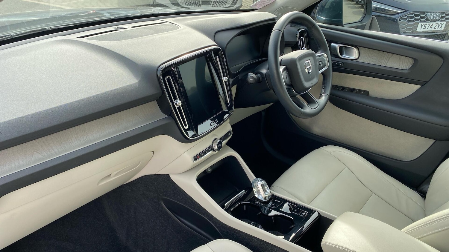 Used Volvo XC40 2019 for sale - 78007856: Photo 13