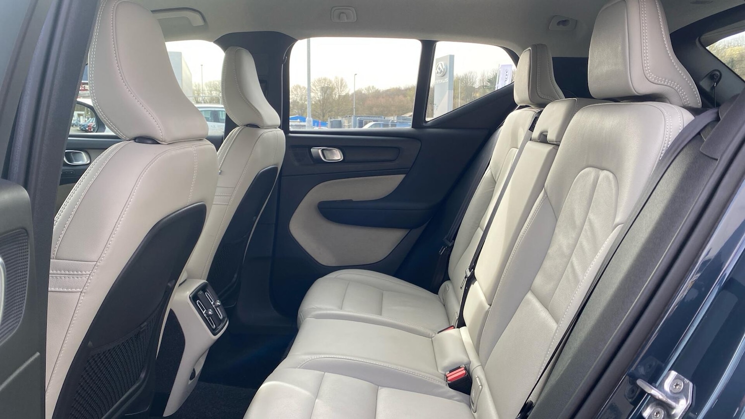 Used Volvo XC40 2019 for sale - 78007856: Photo 15