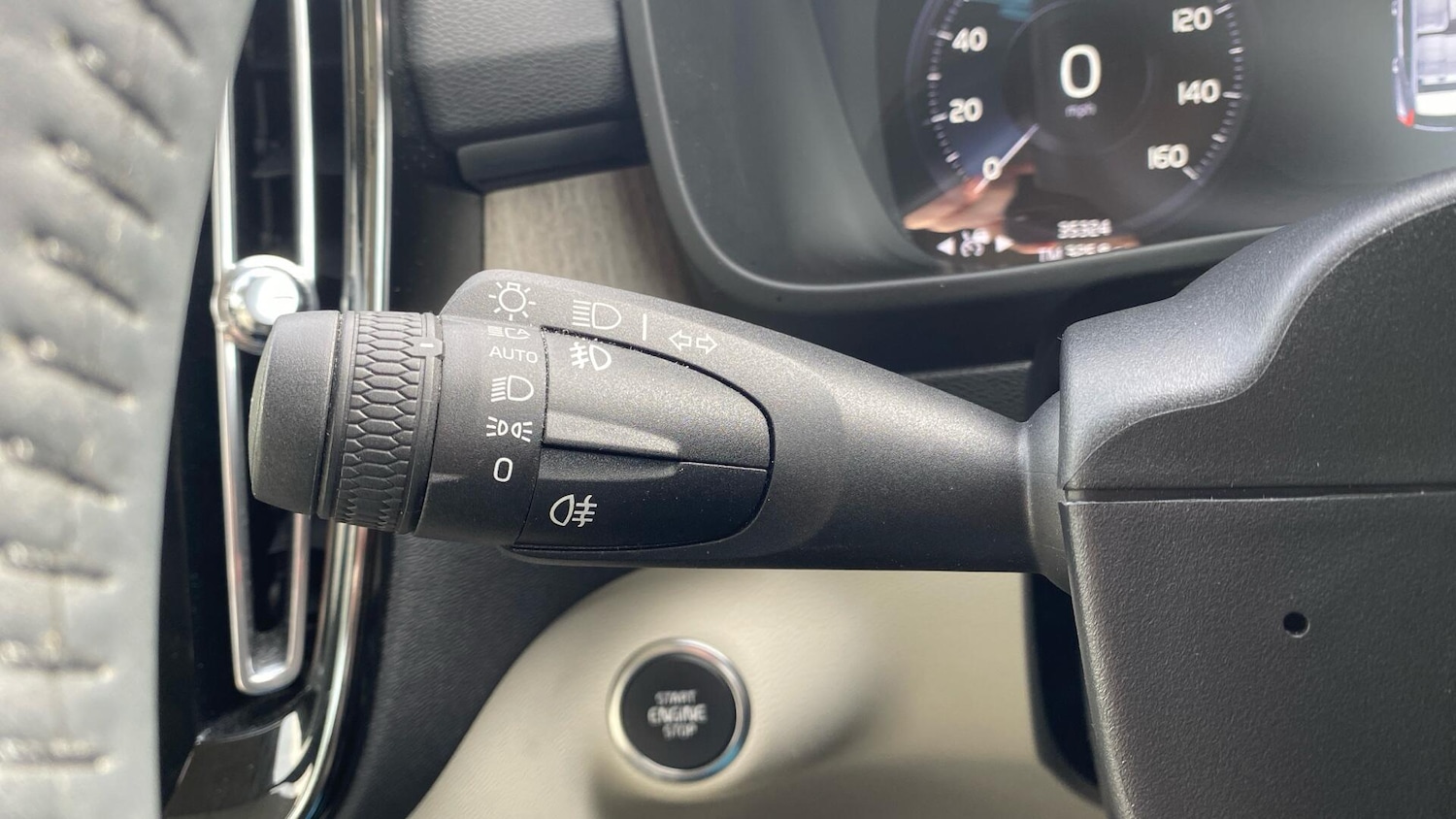 Used Volvo XC40 2019 for sale - 78007856: Photo 16