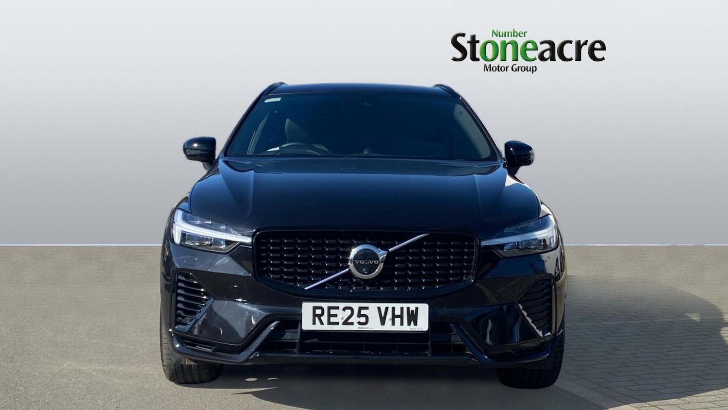 Used Volvo XC60 2025 for sale - 77939342: Photo 2