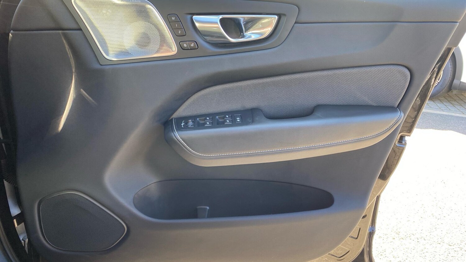 Used Volvo XC60 2025 for sale - 77939342: Photo 25