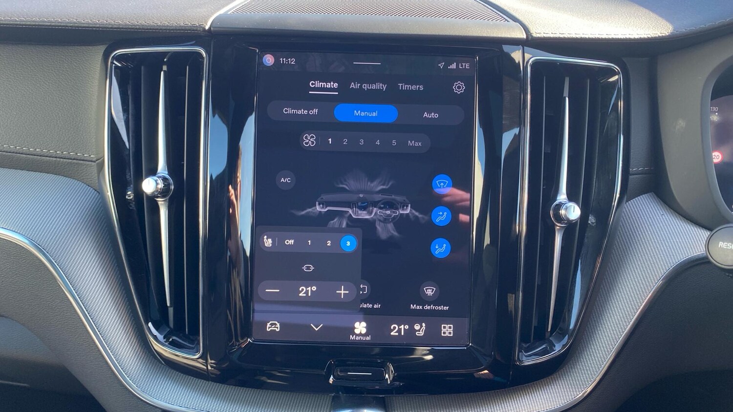 Used Volvo XC60 2025 for sale - 77939342: Photo 28