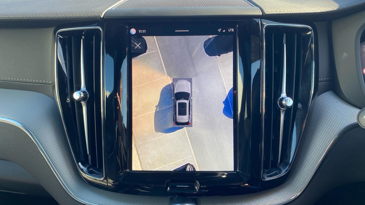 Used Volvo XC60 2025 for sale - 77939342: Photo 32