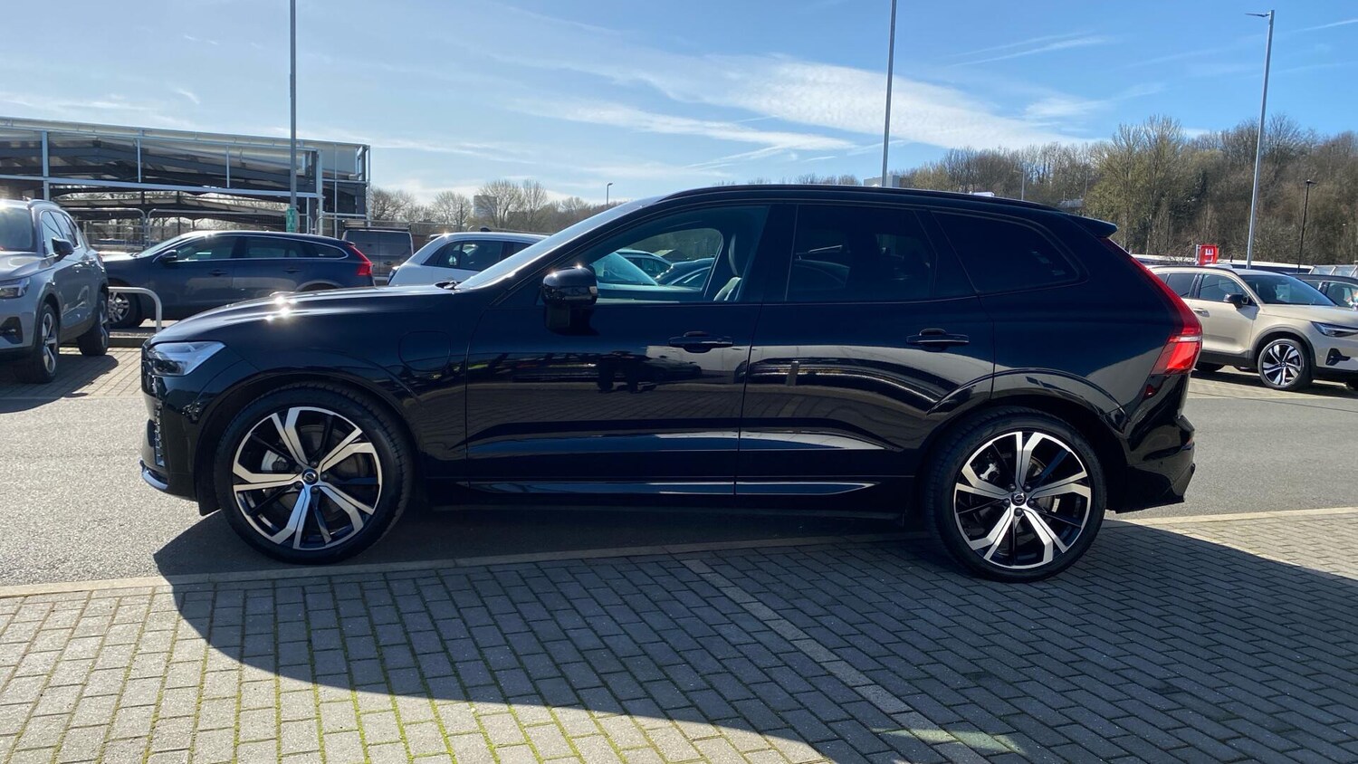 Used Volvo XC60 2025 for sale - 77939342: Photo 6