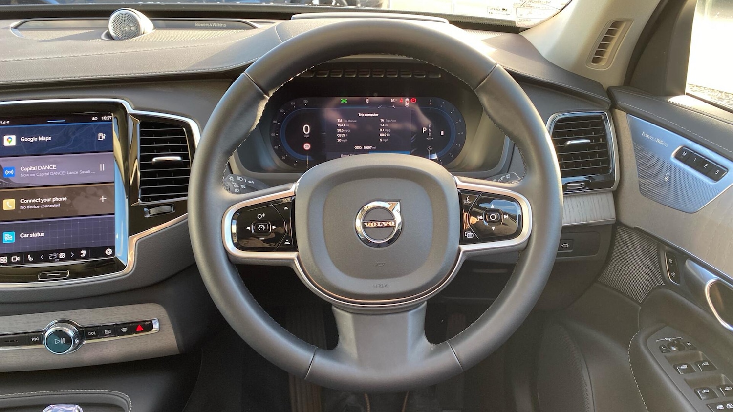 Used Volvo XC90 2025 for sale - 76592023: Photo 10