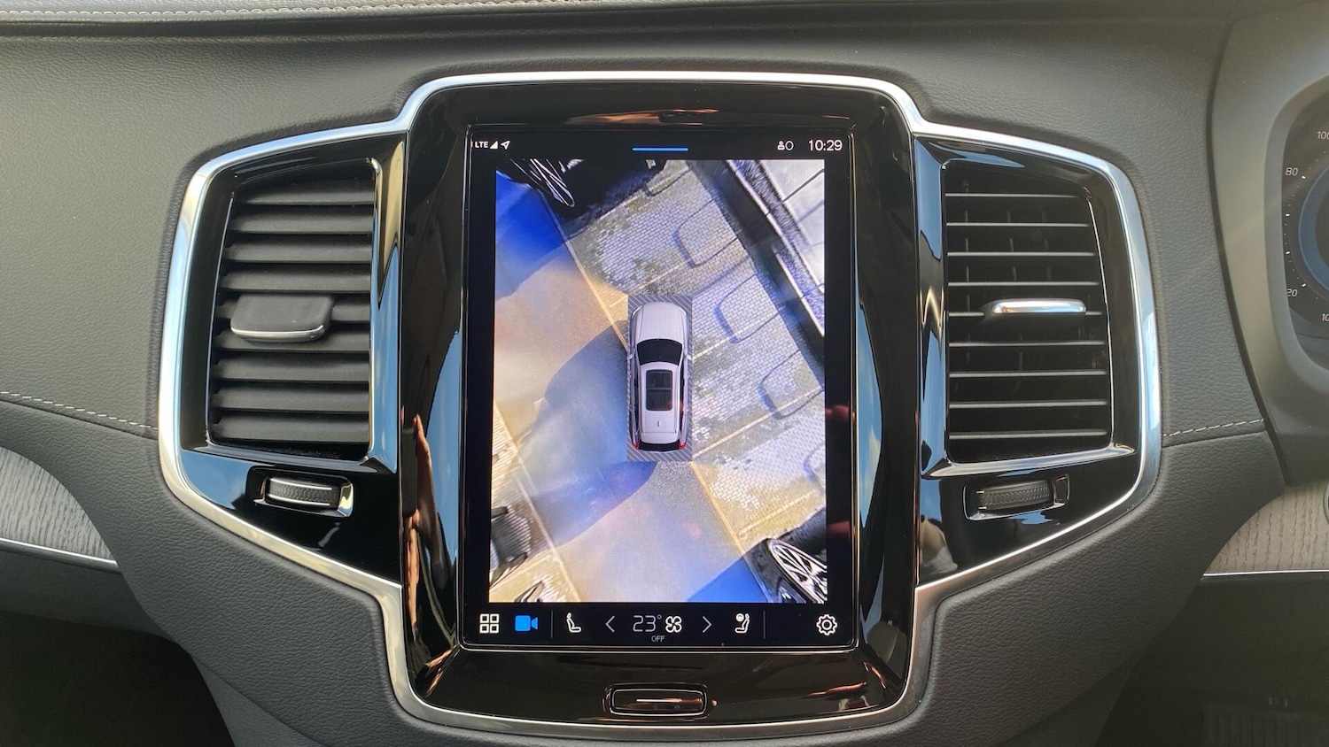 Used Volvo XC90 2025 for sale - 76592023: Photo 19