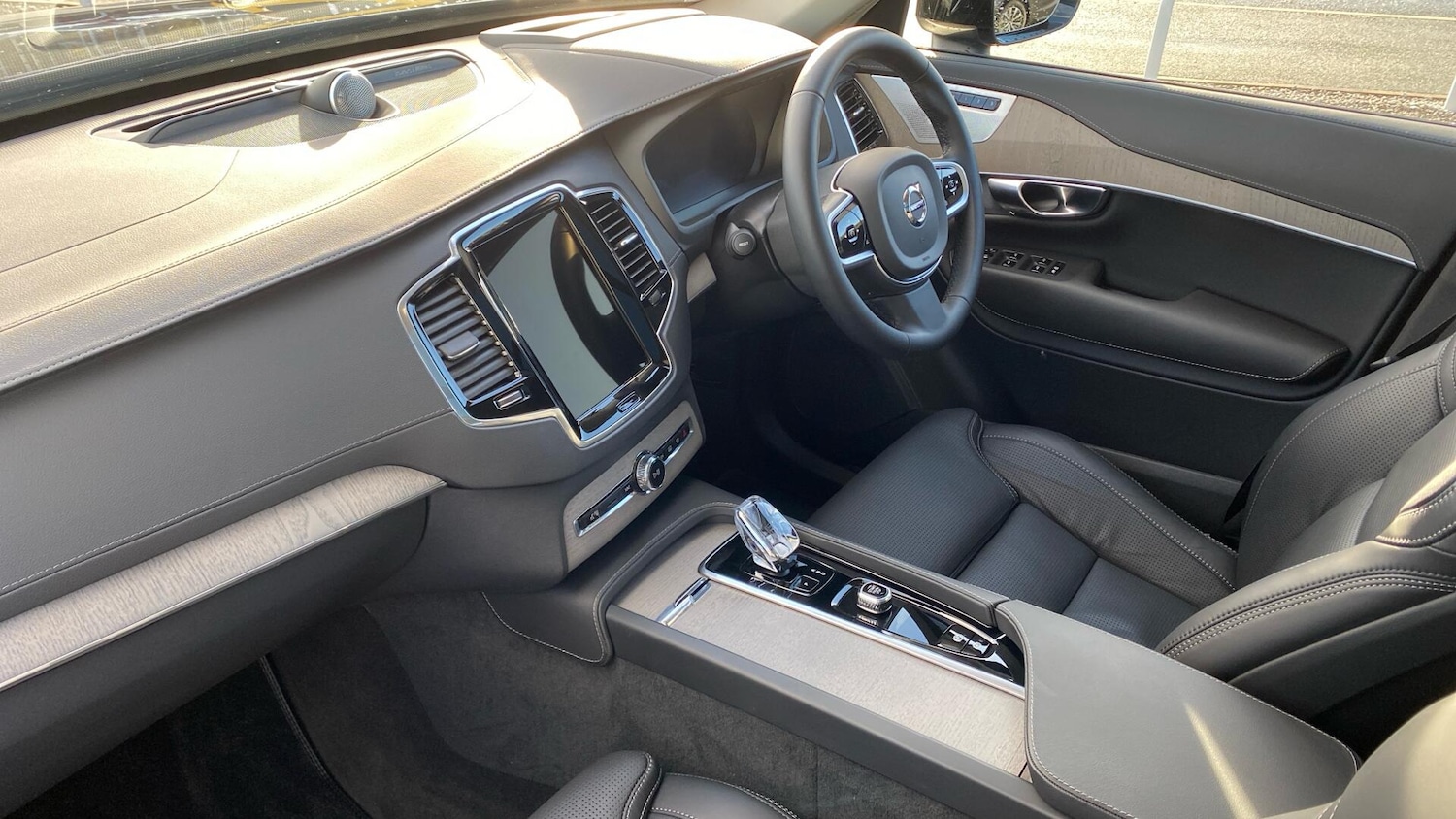 Used Volvo XC90 2025 for sale - 76592023: Photo 40