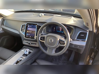 Used Volvo XC90 2025 for sale - 76592023: Photo