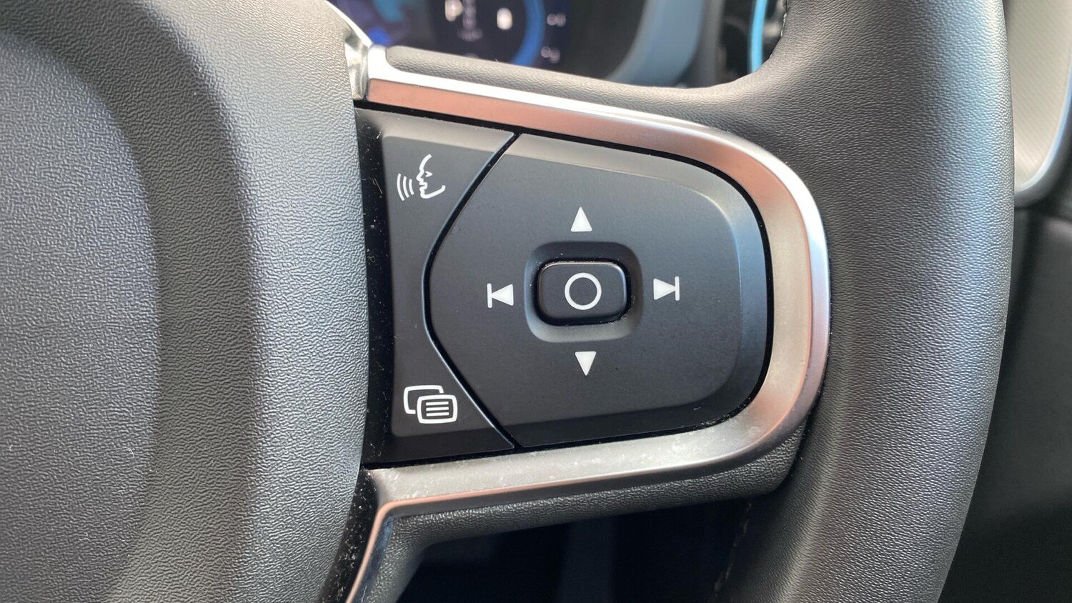 Used Volvo XC60 2024 for sale - 76633149: Photo 21