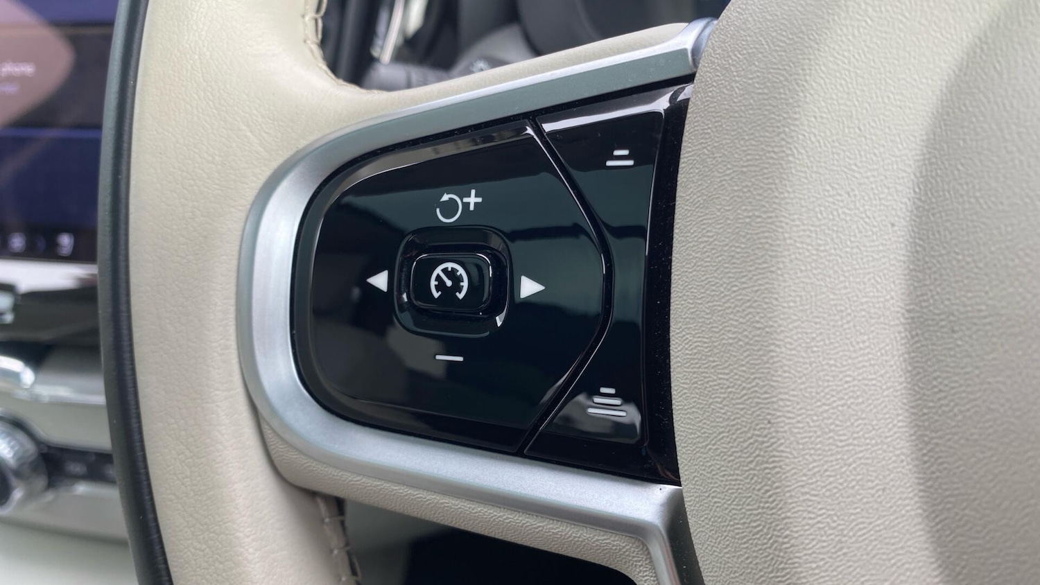 Used Volvo XC60 2025 for sale - 77924814: Photo 20