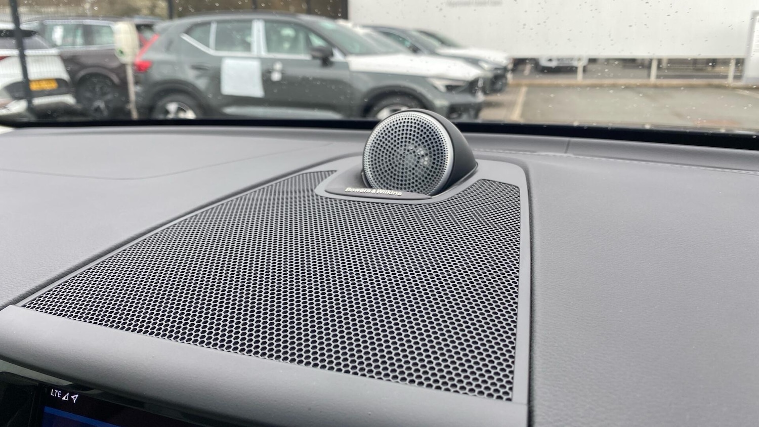 Used Volvo XC60 2025 for sale - 77924814: Photo 24