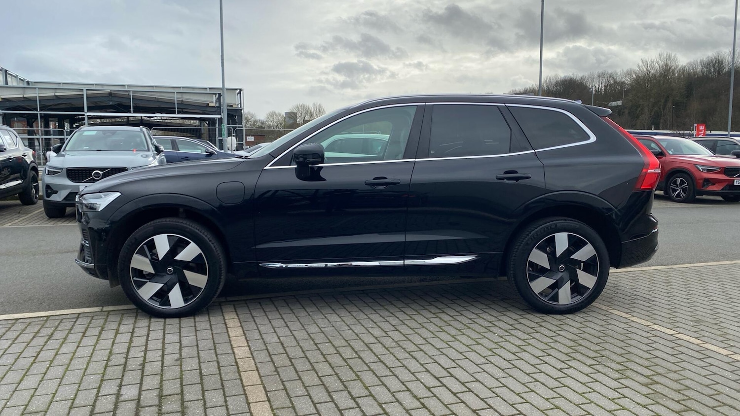 Used Volvo XC60 2025 for sale - 77924814: Photo 36