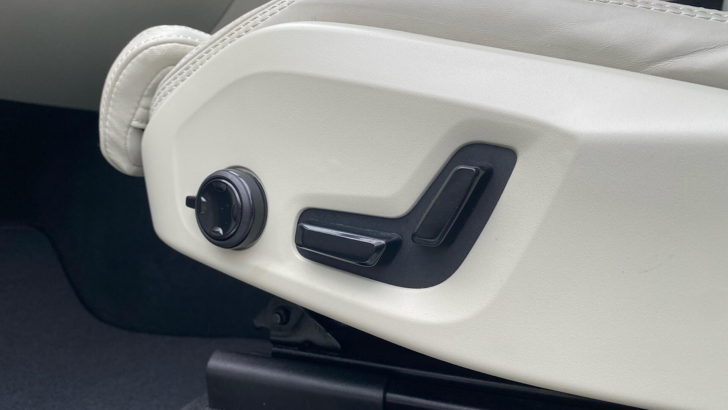 Used Volvo XC60 2025 for sale - 77924814: Photo 39