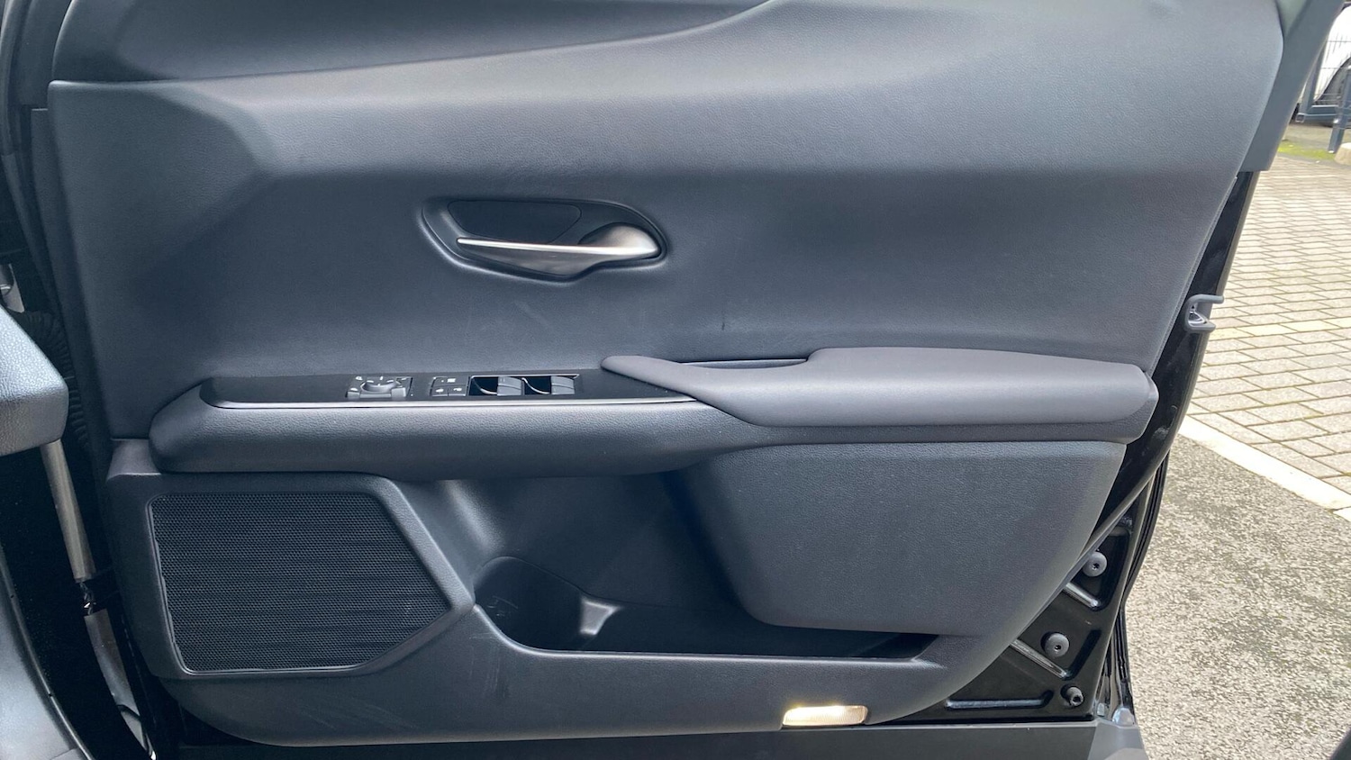 Used Lexus UX 2019 for sale - 77305465: Photo 31