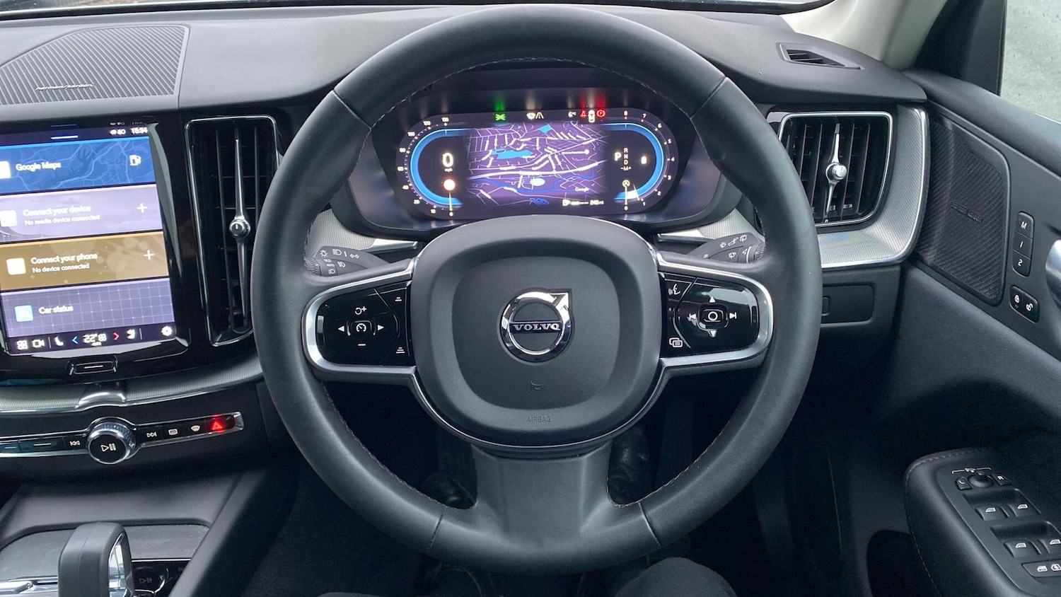 Used Volvo XC60 2023 for sale - 77230067: Photo 10