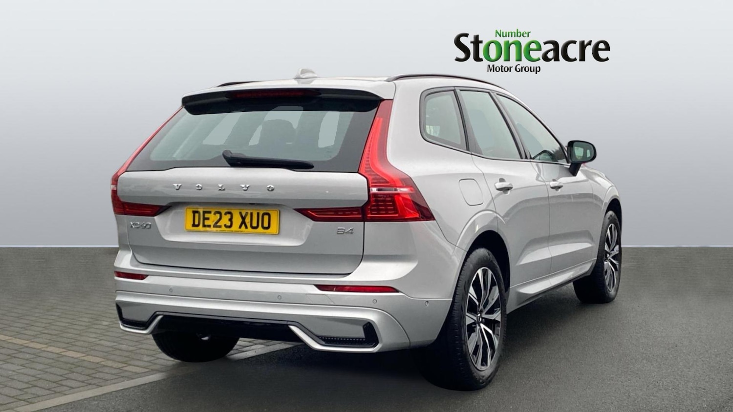 Used Volvo XC60 2023 for sale - 77230067: Photo 2