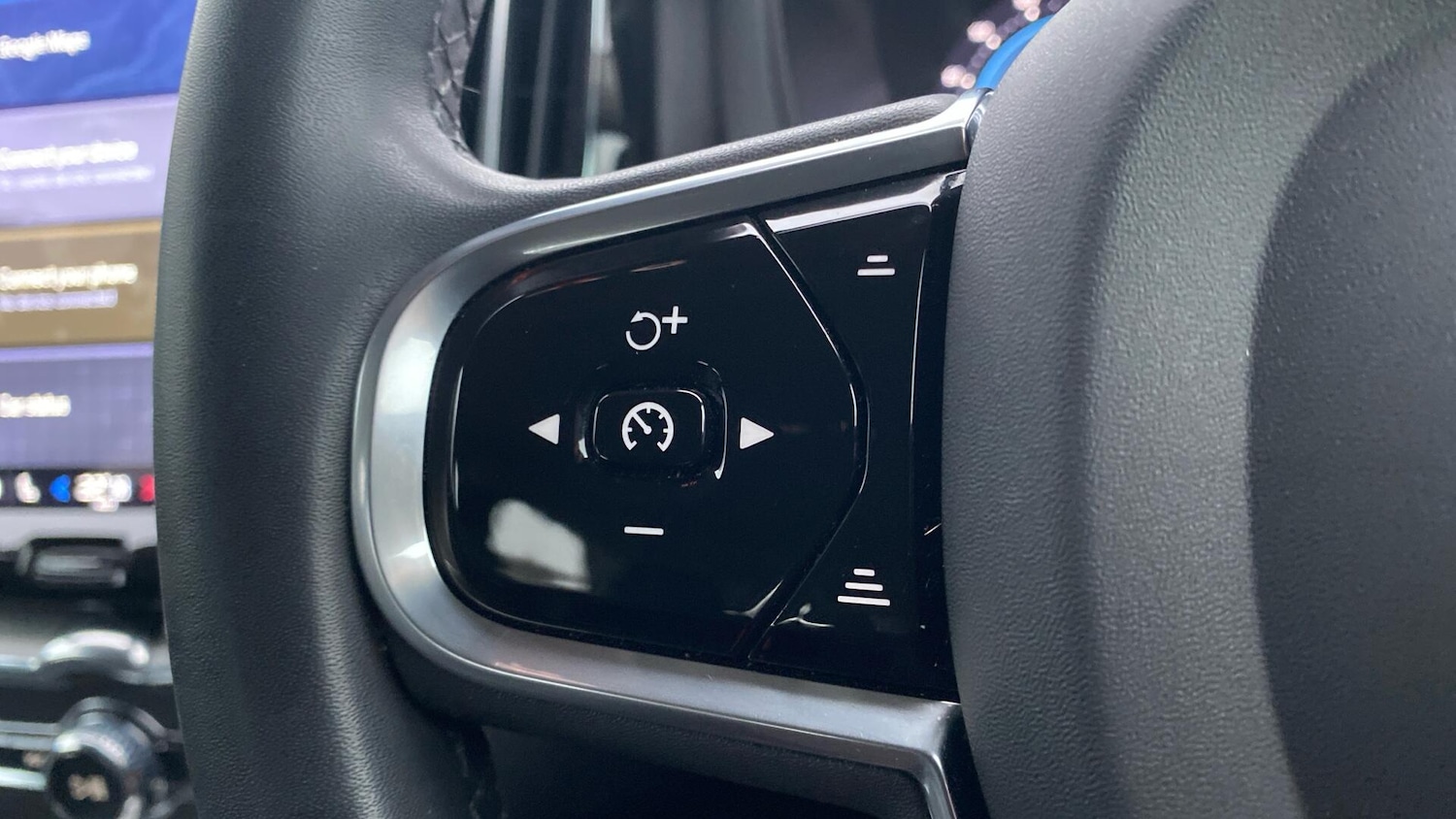 Used Volvo XC60 2023 for sale - 77230067: Photo 21