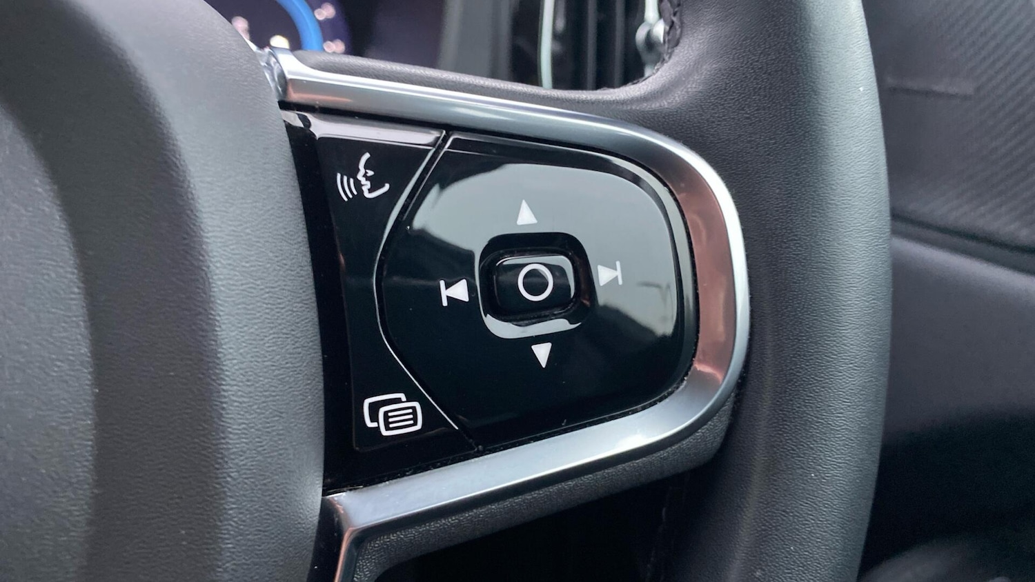 Used Volvo XC60 2023 for sale - 77230067: Photo 22