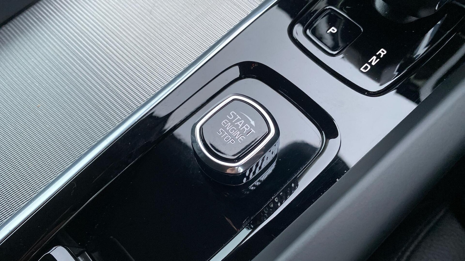 Used Volvo XC60 2023 for sale - 77230067: Photo 27