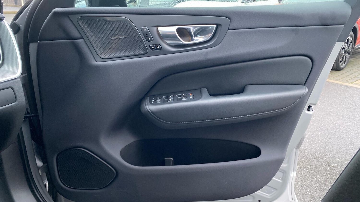 Used Volvo XC60 2023 for sale - 77230067: Photo 29