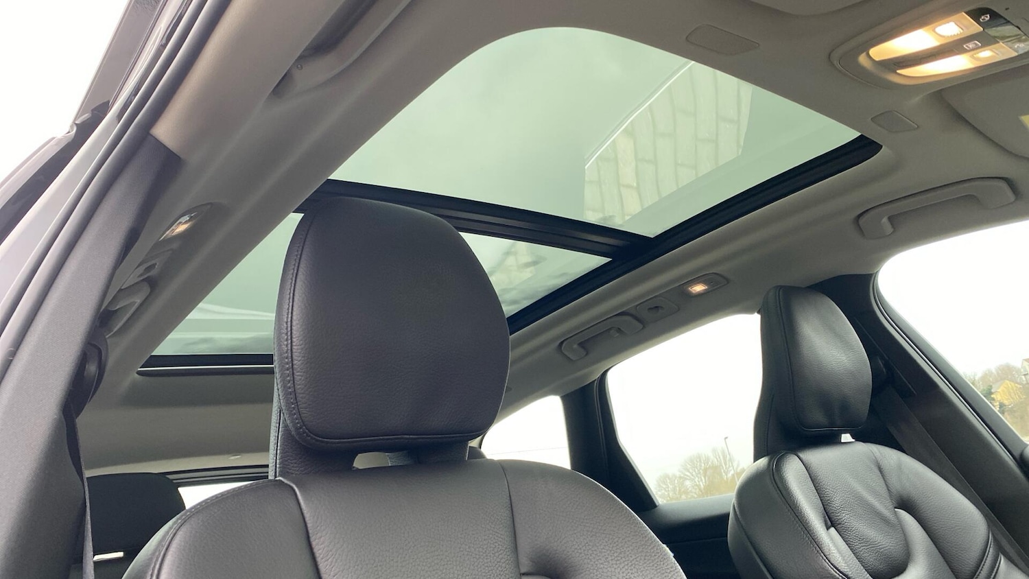 Used Volvo XC60 2023 for sale - 77612153: Photo 38