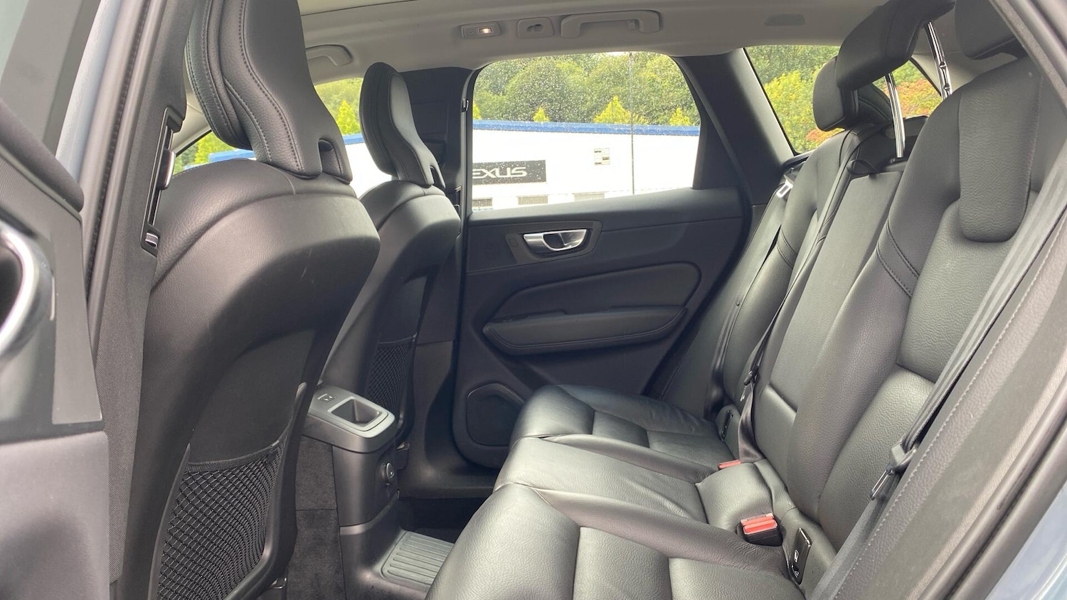 Used Volvo XC60 2023 for sale - 76001624: Photo 31