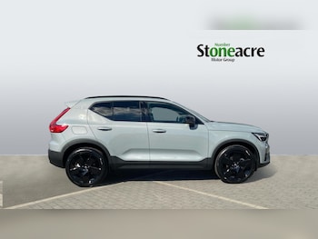 Used Volvo XC40 2026 for sale - 79441260: Photo