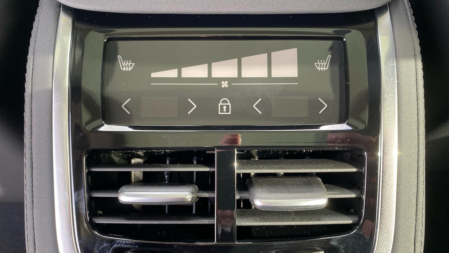 Used Volvo XC90 2026 for sale - 78058233: Photo 31