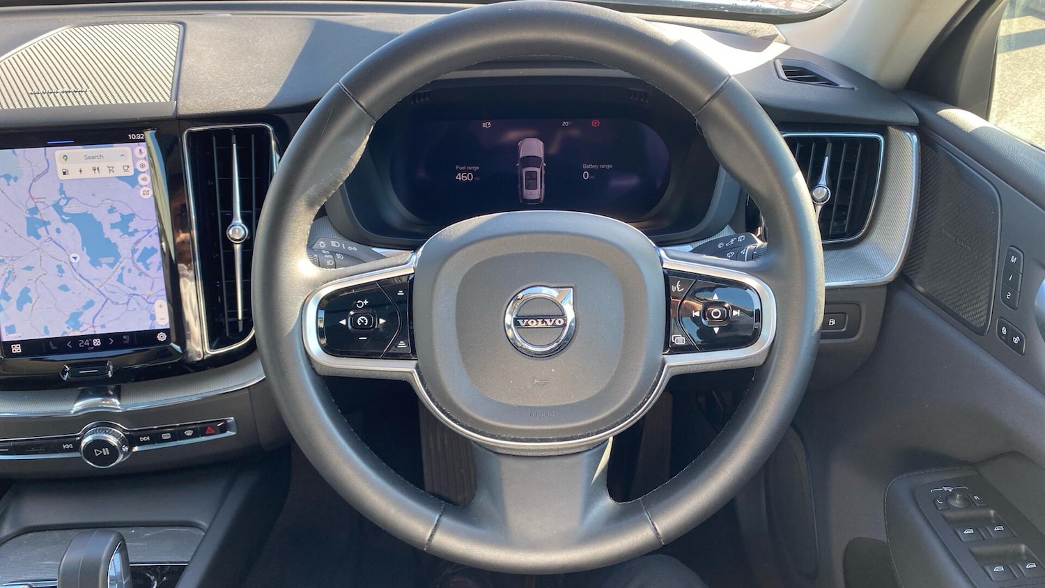 Used Volvo XC60 2023 for sale - 76099359: Photo 12
