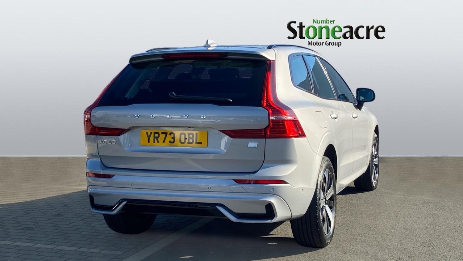 Used Volvo XC60 2023 for sale - 76099359: Photo 2
