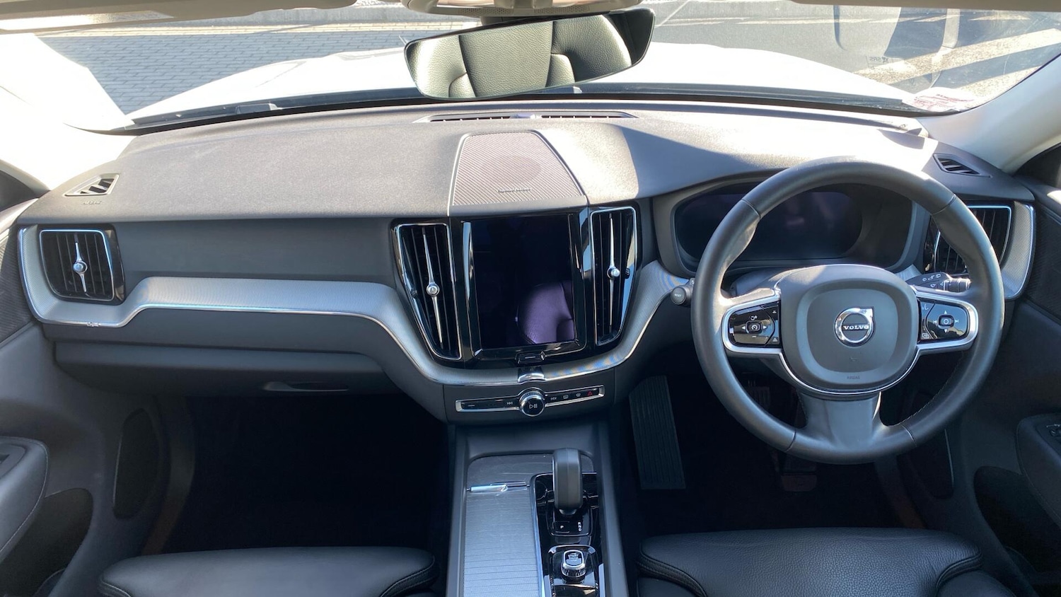 Used Volvo XC60 2023 for sale - 76099359: Photo 6