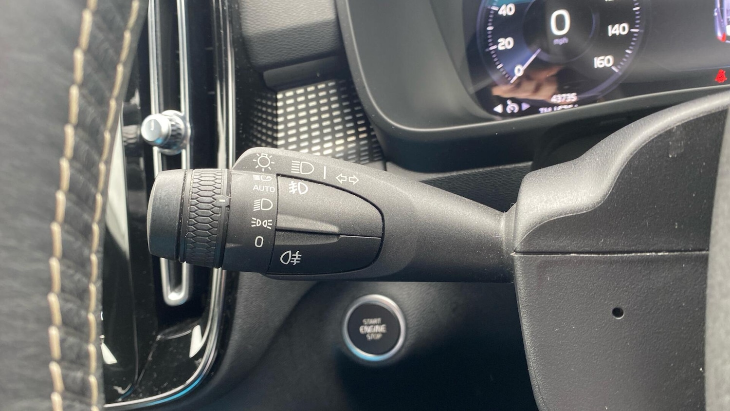 Used Volvo XC40 2021 for sale - 76151796: Photo 18